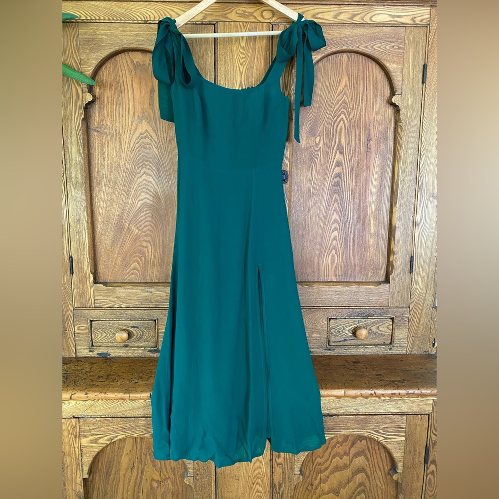 Reformation Twilight midi dress 0 green tie straps square neck high slit smocked